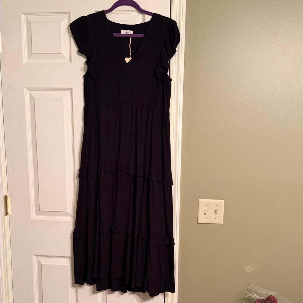 Entro Black Midi Dress with Ruffle Sleeves